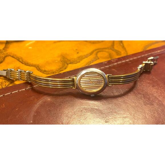Unique Women's 17mm French Made JAZ Watch, Multi Tone Metals - Picture 1 of 6